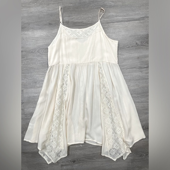 Umgee Women’s Summer Dress in Ivory/Creamy Color sz Medium - Picture 4 of 4